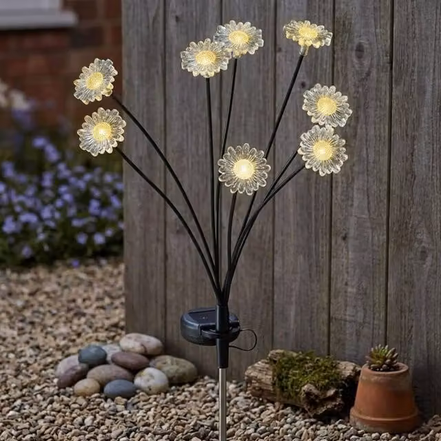 Garden Greatness 8 Stem Daisy Flora Multicolour Solar Stake Light