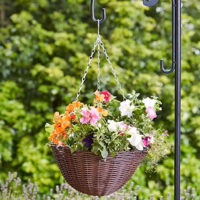 Garden Mile Brown Faux Rattan Round Hanging Basket, Diameter: 35.56 cm