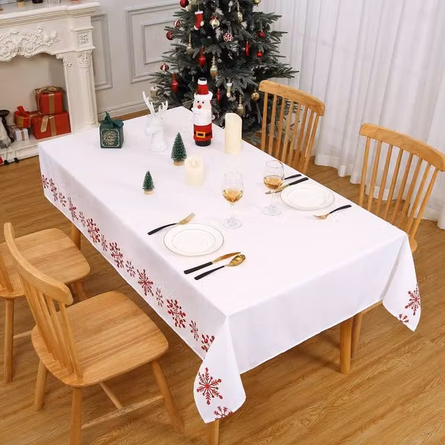London Boutique Christmas Snowflake Tablecloth, White, W: 137.16 cm, D: 200.66 cm
