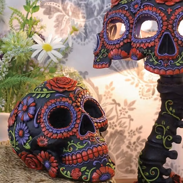 Nemesis Now Sugar Blooms Skull Ornament, Multicolour, Height: 18 cm