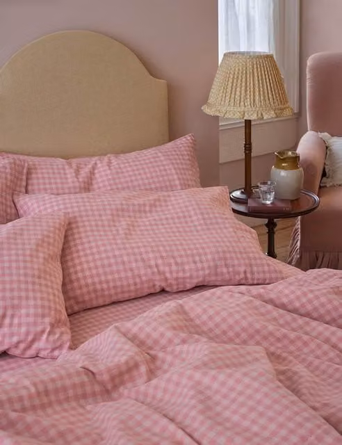 Piglet In Bed 2 Pack Pink Gingham Linen Rich Pillowcases