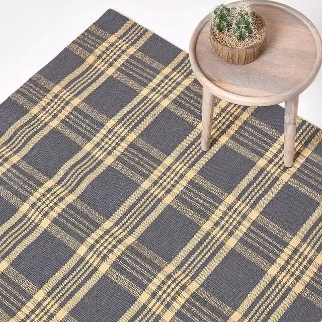 Homescapes Douglas Tartan Check Wool Rug in Grey and Yellow, 120 cm