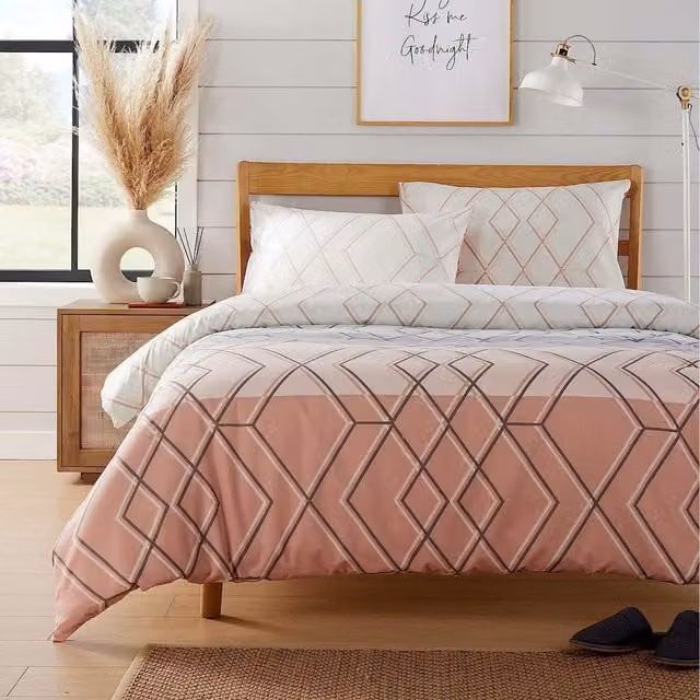 NewEdgeBlinds Pink Graphic Modern Cotton and Polyester Duvet Set, W: 180 cm x L: 200 cm
