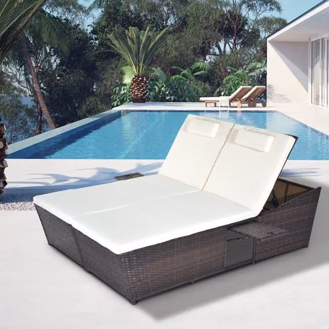 Outsunny 2 Person Modern Rattan and Metal Daybed Lounger in Brown