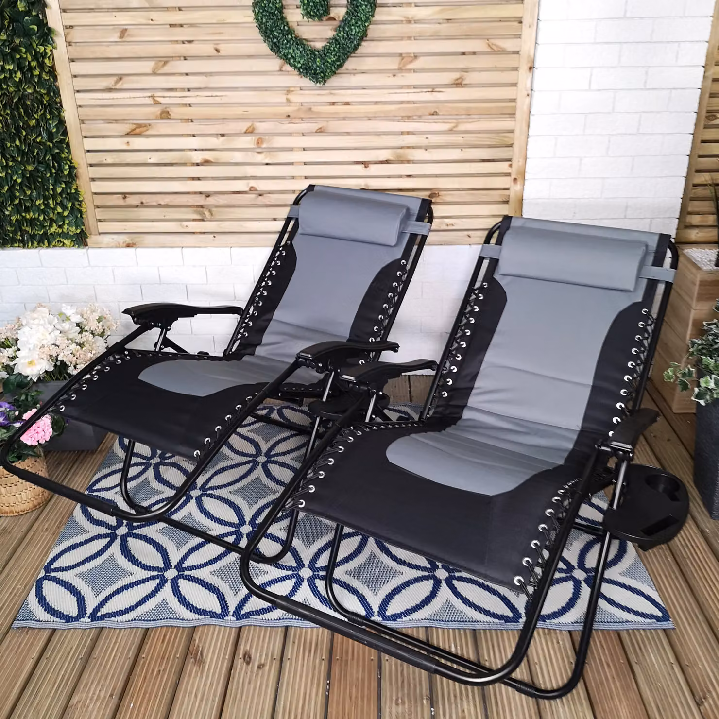 Samuel Alexander Set of 2 Luxury Padded Multi Position Zero Gravity Garden Relaxer Lounger Chairs in Grey and Black – 3