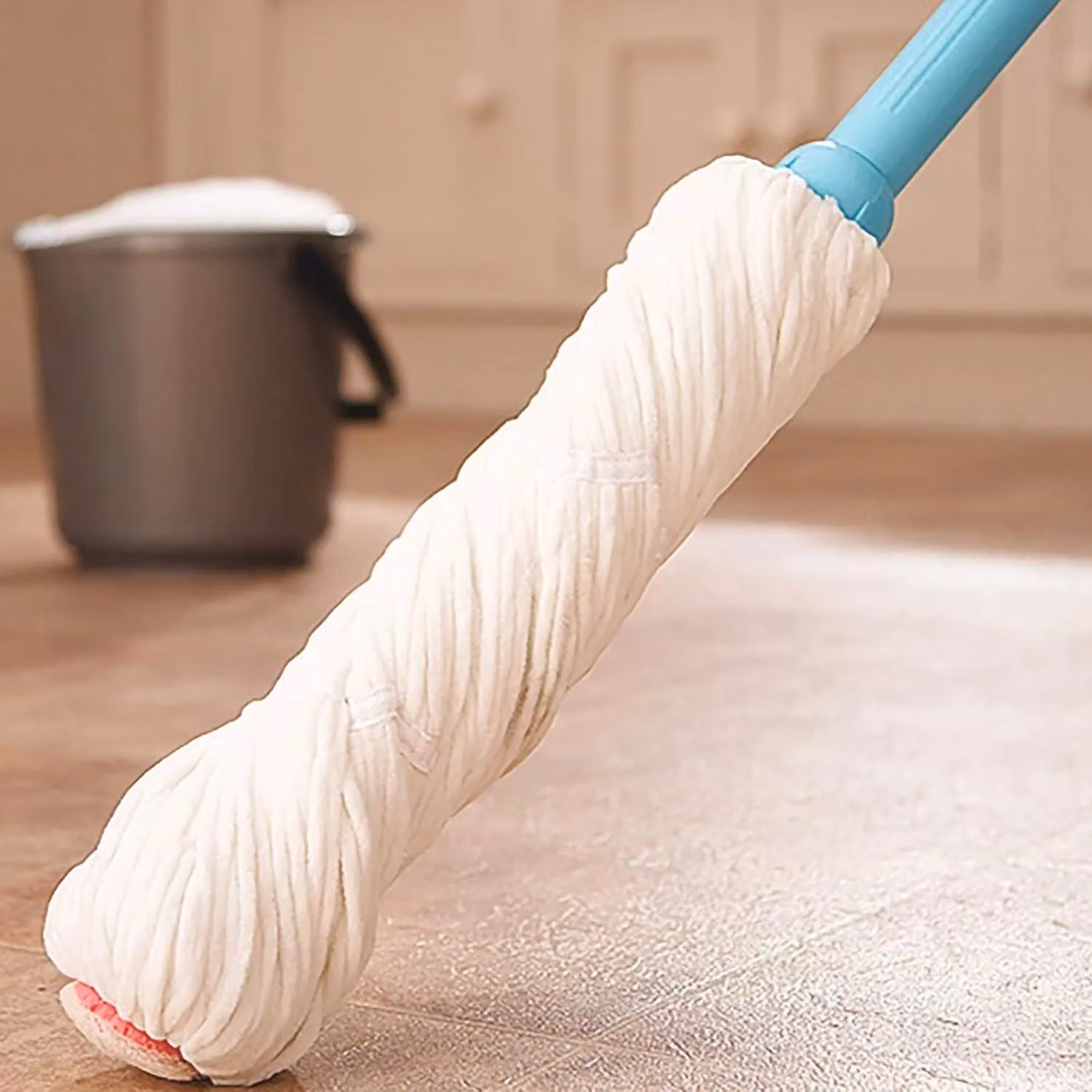 MySmartBuy Microfibre Squeeze Mop with Self-Wringing Mechanism and Hanging Hook, White, Height: 117 cm – 2