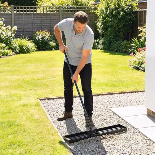 Outsunny Heavy Duty Metal Lawn Levelling Rake in Green, W: 76 cm, D: 26 cm – 8