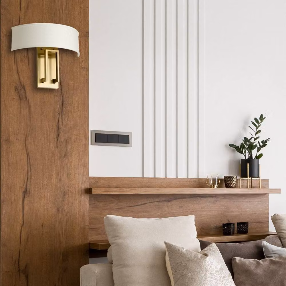 Netlighting Hinkley Hampton Wall Lamp with Fabric Shade in Brushed Brass and Yellow – 2