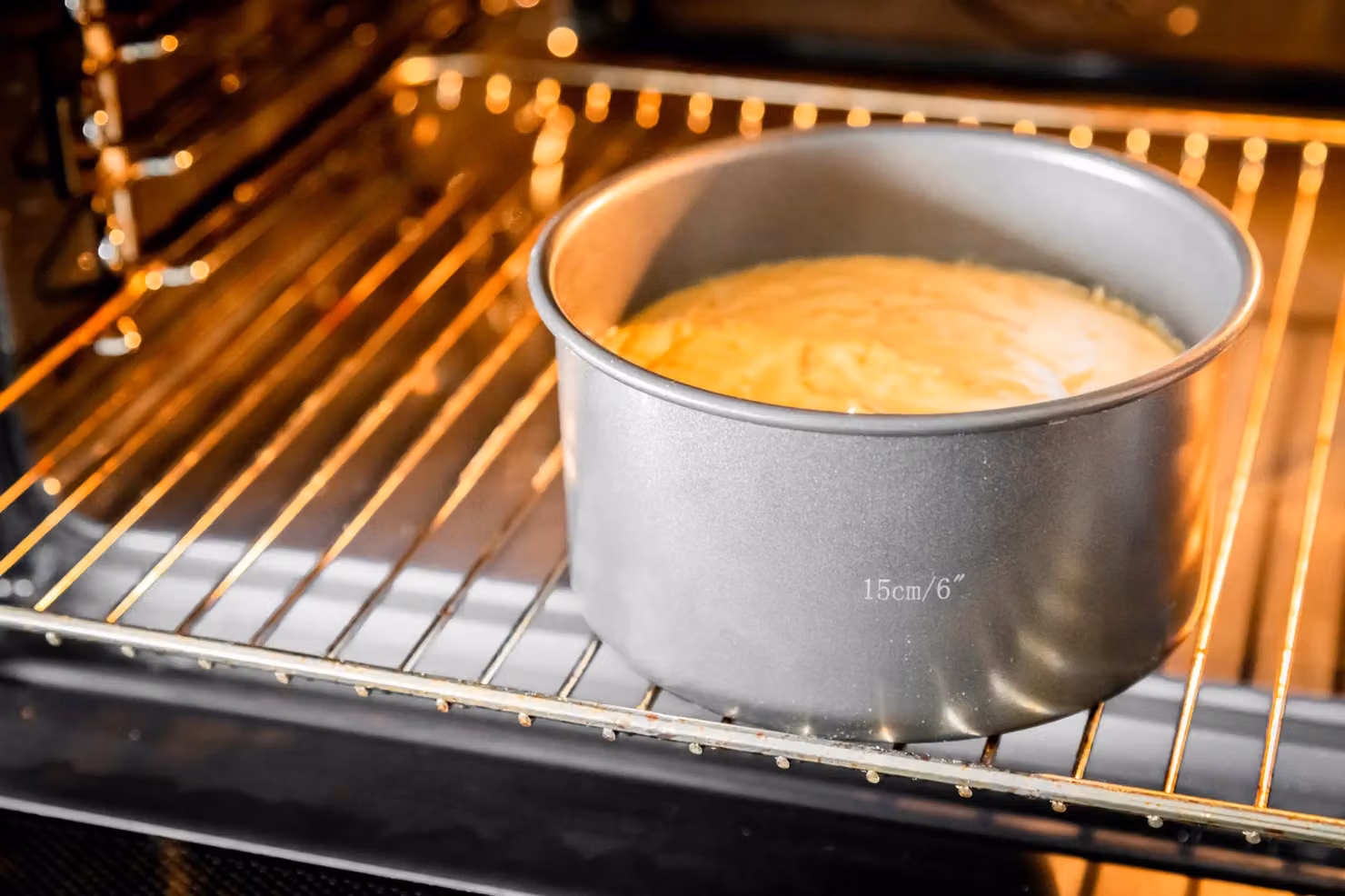 MasterClass Non-Stick Loose Base Round Carbon Steel Deep Cake Tin, Grey, Diameter: 15 cm – 4