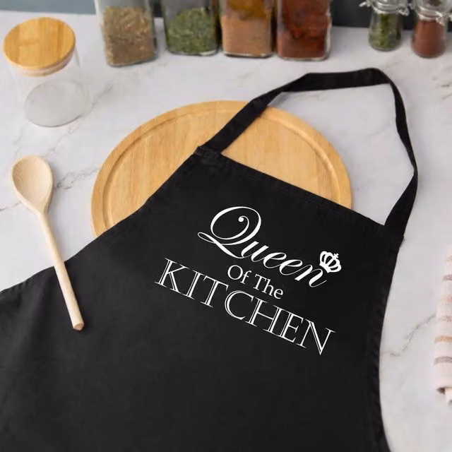 60 Second Makeover Queen of the Kitchen Black Apron for Adults