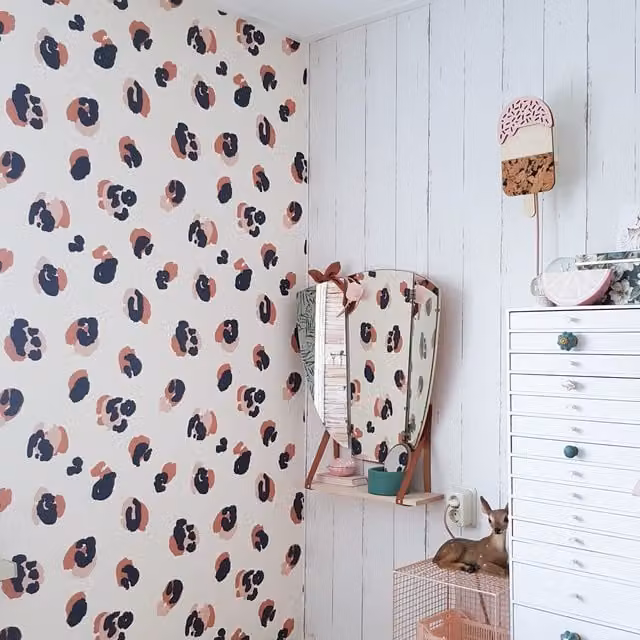 Roomblush Nursery Leopard 4 Lane Repeatable Wallpaper Mural in Multicolour