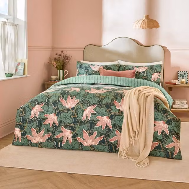 Make It A Home Luella Floral Printed Reversible Cotton Blend Duvet Cover and Pillowcase Set, Green, W: 200 cm x L: 200 cm