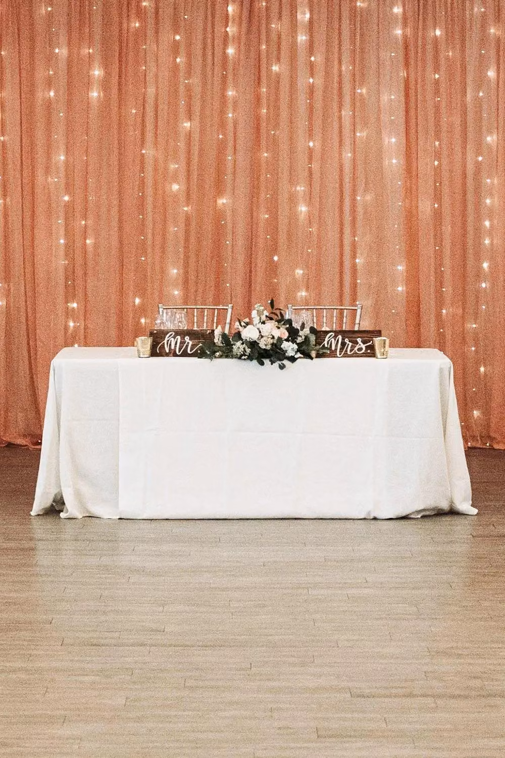 Neel Blue White Square Polyester Tablecloth, 137.16 x 137.16 cm – 2