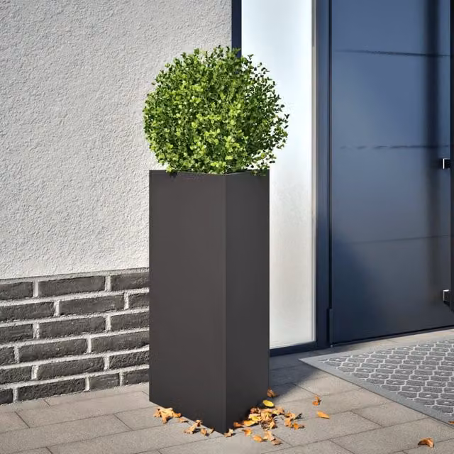 Berkfield Home Black Triangular Steel Garden Planter, W: 40 cm, D: 34.5 cm, H: 70 cm – 1