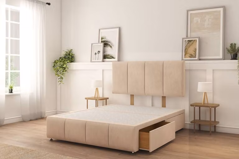 Sloomy Lisbon Naples Divan Bed Set with 2 Drawers on Left Side, 26 inch Strutted Headboard and 12 inch Matching Footboard, Light Sand Velvet Fabric, Size: King (W/D/H: 180 x 200 cm)
