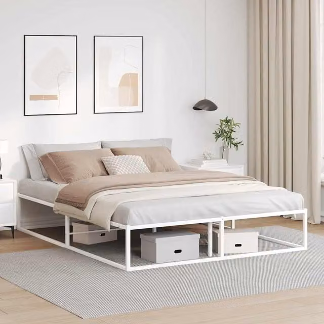 Berkfield Home Metal Bed Frame in White, W/D/H: 160 x 200 cm