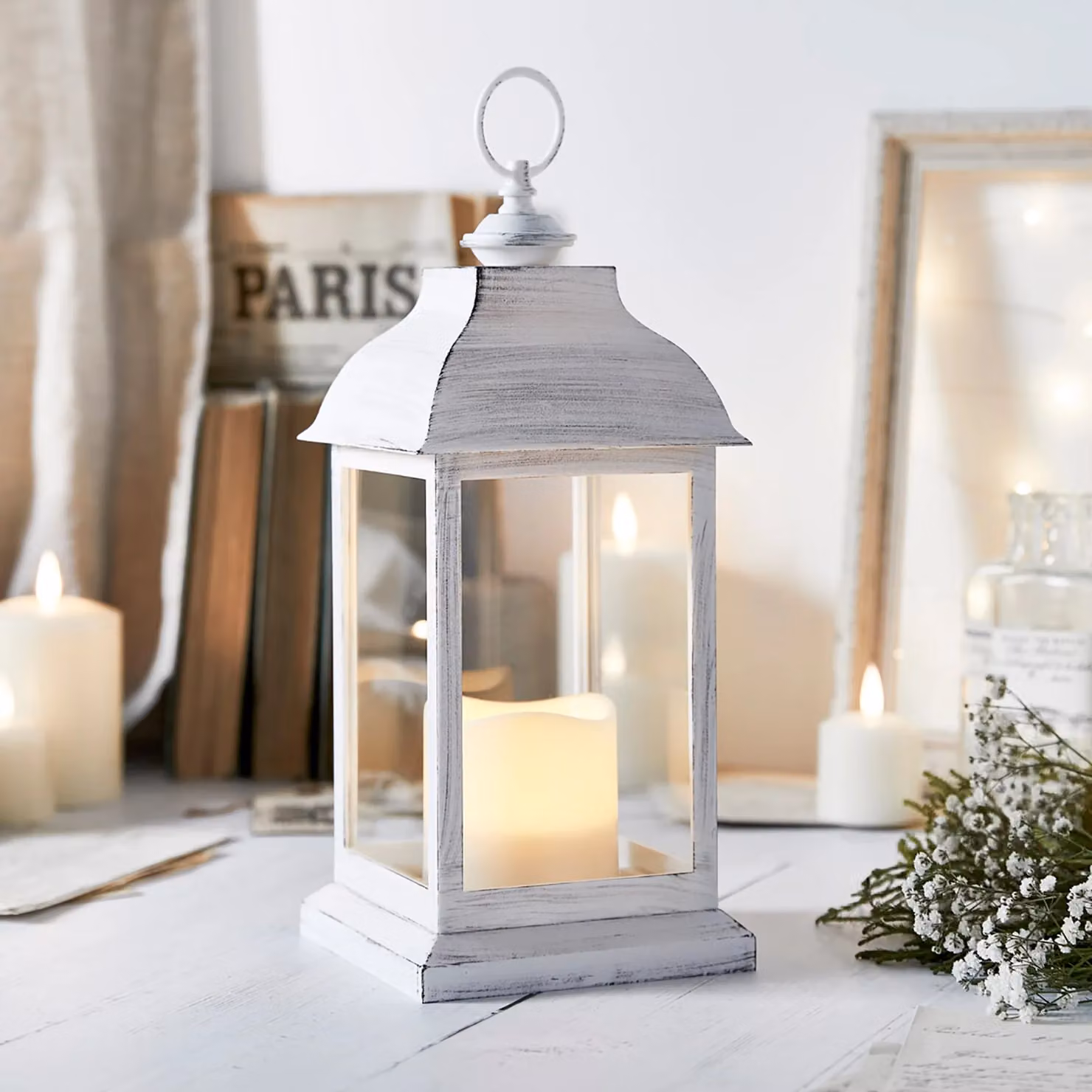 Lights4fun Trentham Battery Lantern in White H: 30.0 cm, W: 13.5 cm, D: 13.5 cm