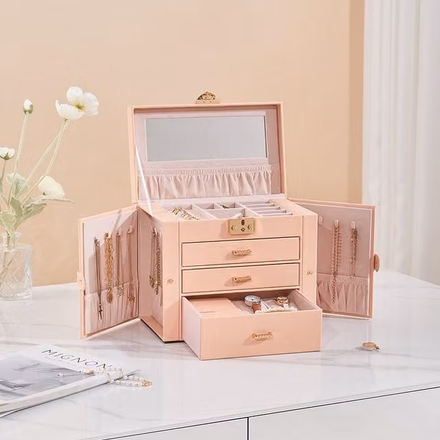 Livingandhome Solid Pink Fabric Jewellery Box with Lid and Gold Details