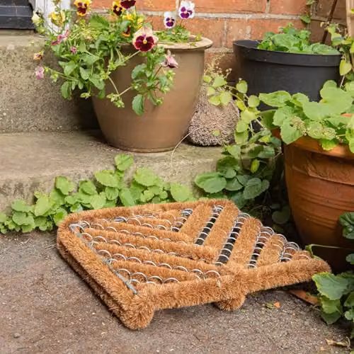Nicola Spring Coir Knotted Door Mat in Brown and Beige, W/D/H: 35 x 30 x 1 cm – 2