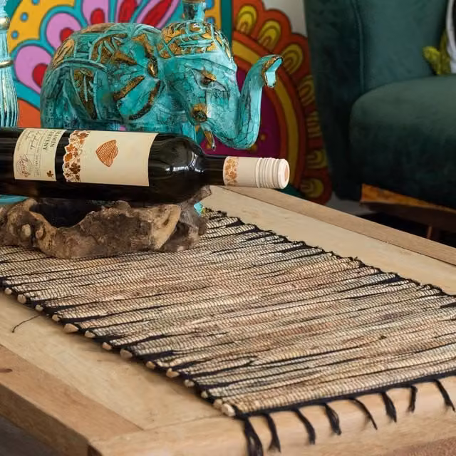 KDMK Handcrafted Water Hyacinth Table Runner with Black Tiger Fringe in Black