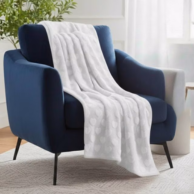 Snug City White Geometric Heart Design Soft Cosy Throw Blanket, W: 150 cm, L: 200 cm – 1