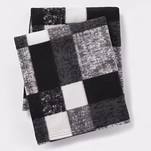 Dreamscene Black and Grey Checked Fleece Throw Blanket, W/D/H: 120 x 150 cm – 1