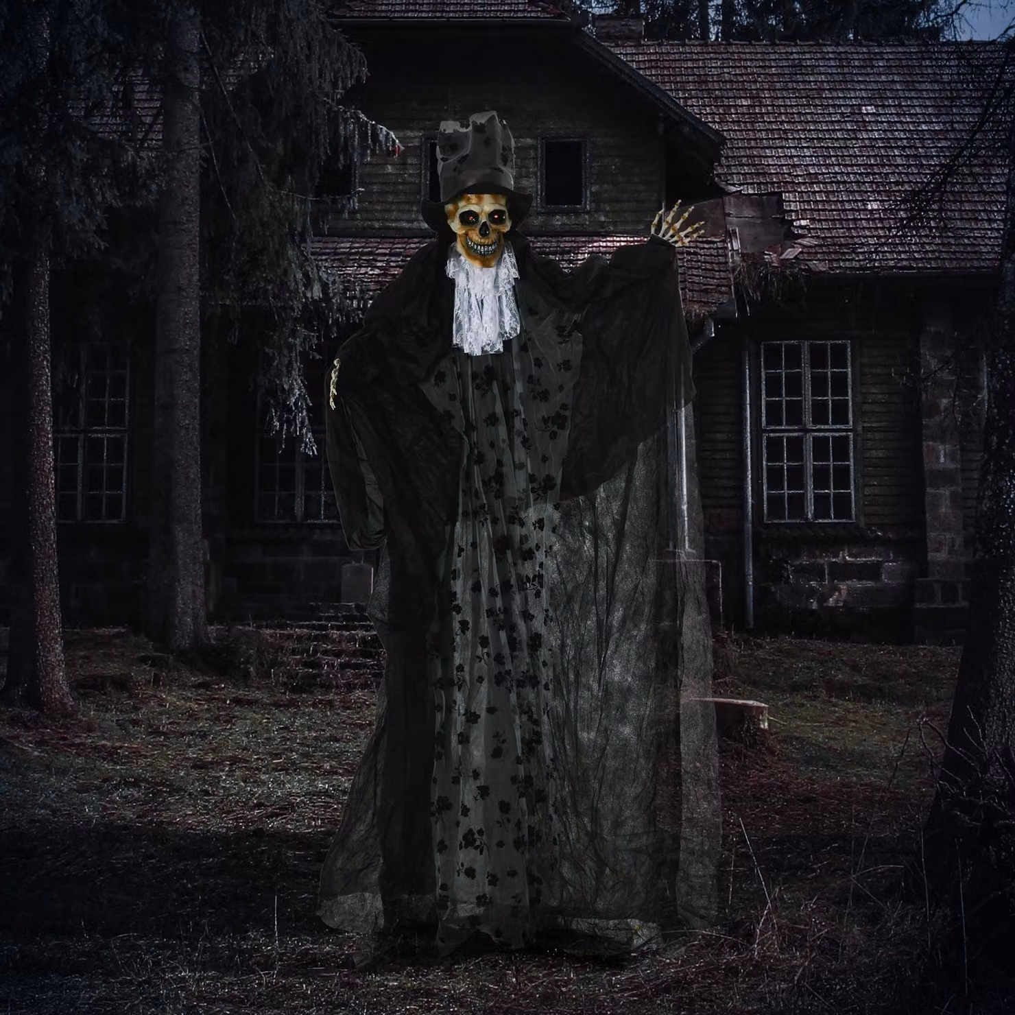 Outsunny Life Size Outdoor Halloween Ghost Bridegroom Animated Decoration with Sound, Motion Activation and Light Up Eyes, Height: 189 cm, Black – 2