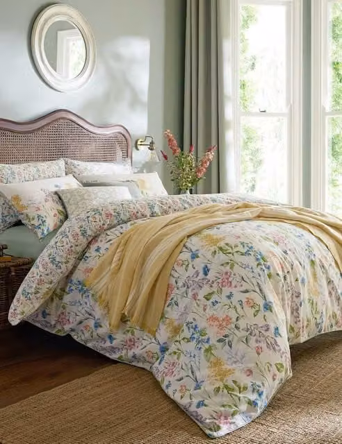 Laura Ashley Elston Garden Floral Reversible Pure Cotton Bedding Set, Multicolour, W: 140 cm, L: 200 cm
