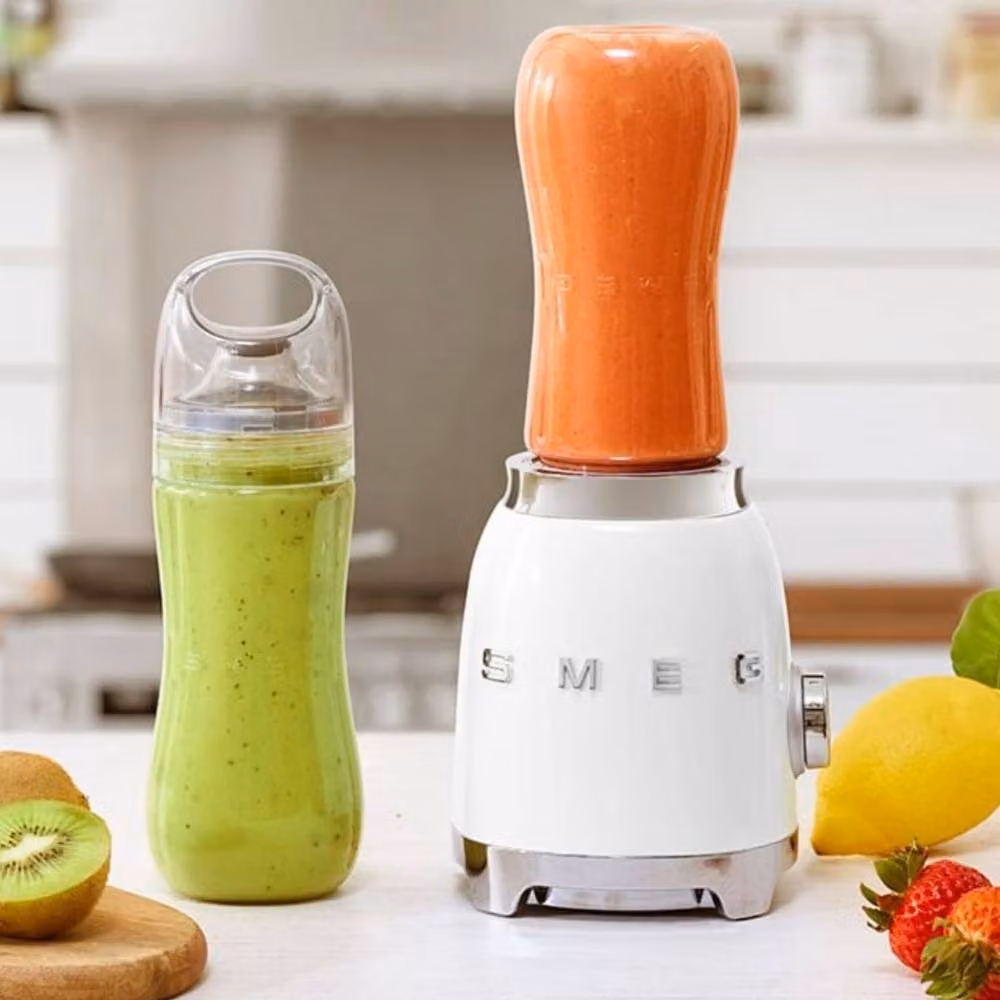 Smeg 50s Style Citrus Press and Mini Blender in White with Glass Component – 2