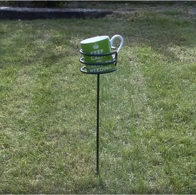 Garden Pride Green Outdoor Mug and Drinks Holder