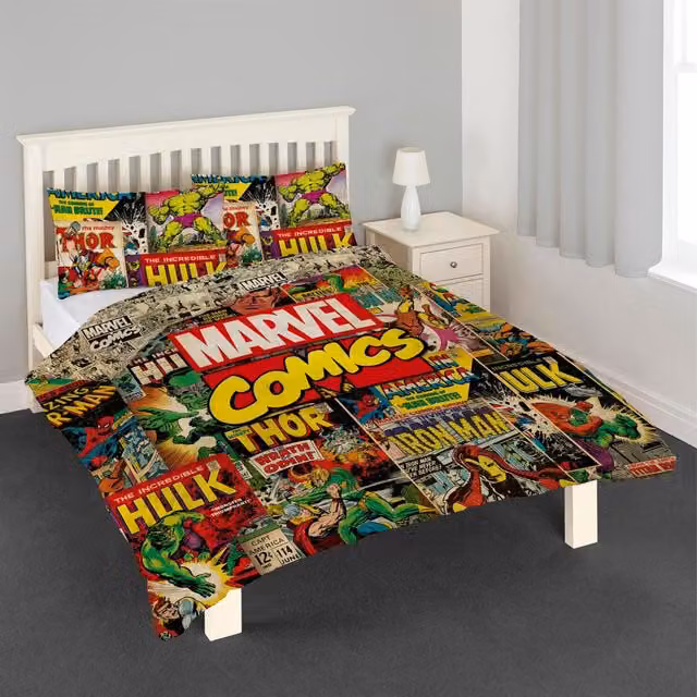 Marvel Avengers Graphic Duvet Cover and Pillowcase Set, Multicolour and Black, 200 cm