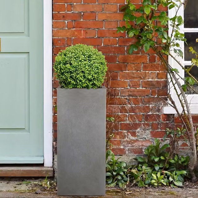 IDEALIST Grey Concrete Tall Square Garden Planter Tub