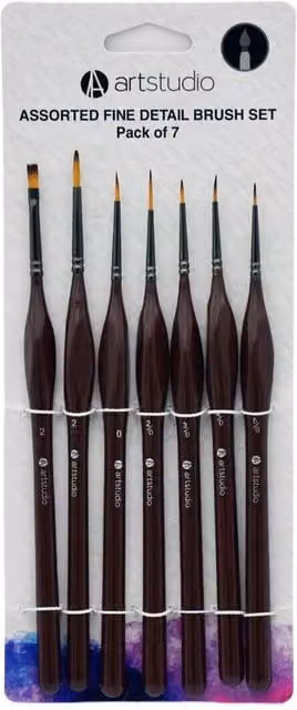 Art Studio 7 Piece Assorted Fine Detail Brush Set in Brown with Wood Handles