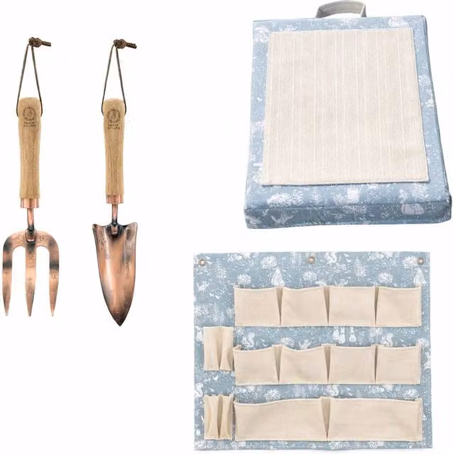 Beatrix Potter Peter Rabbit 4 Piece Garden Accessory and Tool Set in Baby Blue – 1