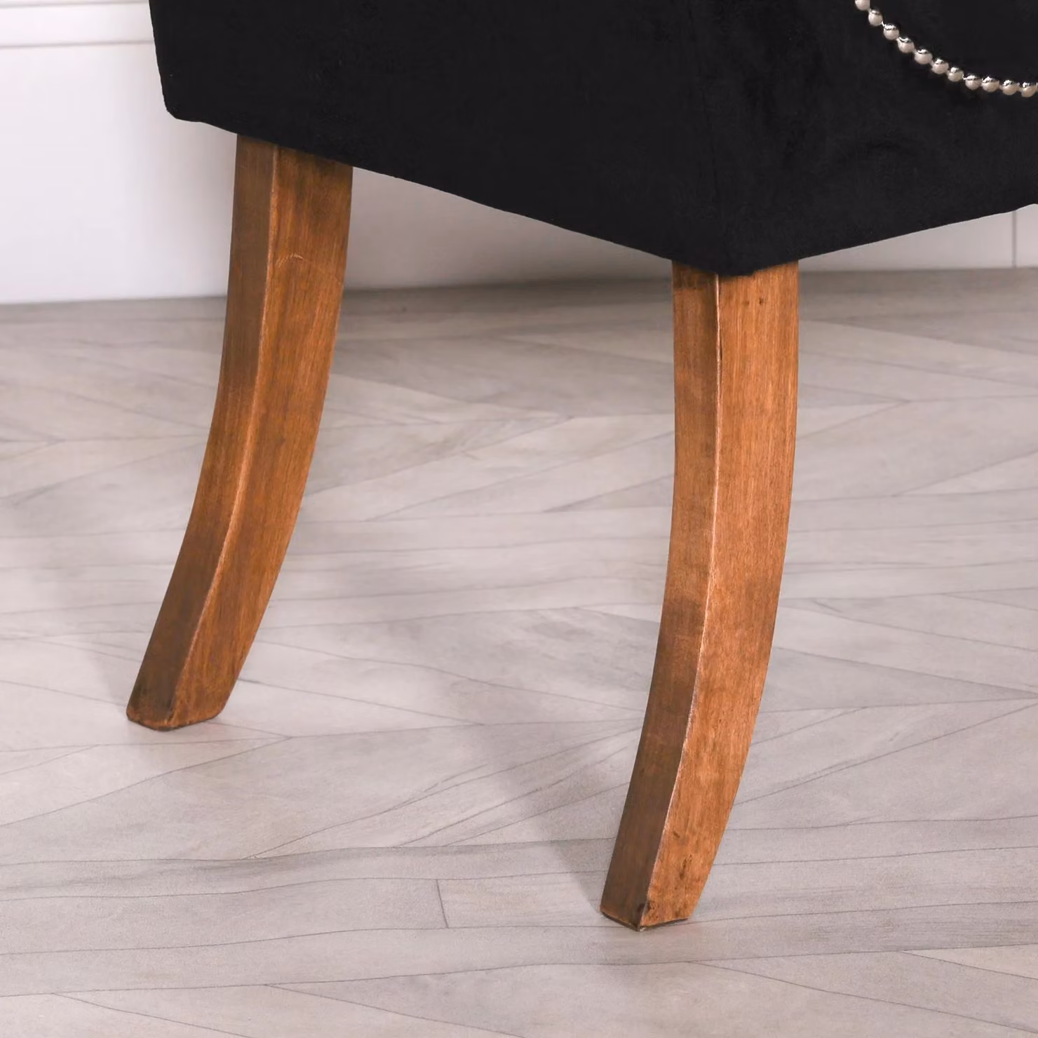 Glasstone Black Velvet Straight Bench W/D/H: 110.5 x 41.0 x 43.0 cm – 2