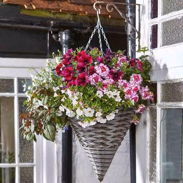 Garden Mile Rattan Effect Hanging Basket Planter in Grey and Brown