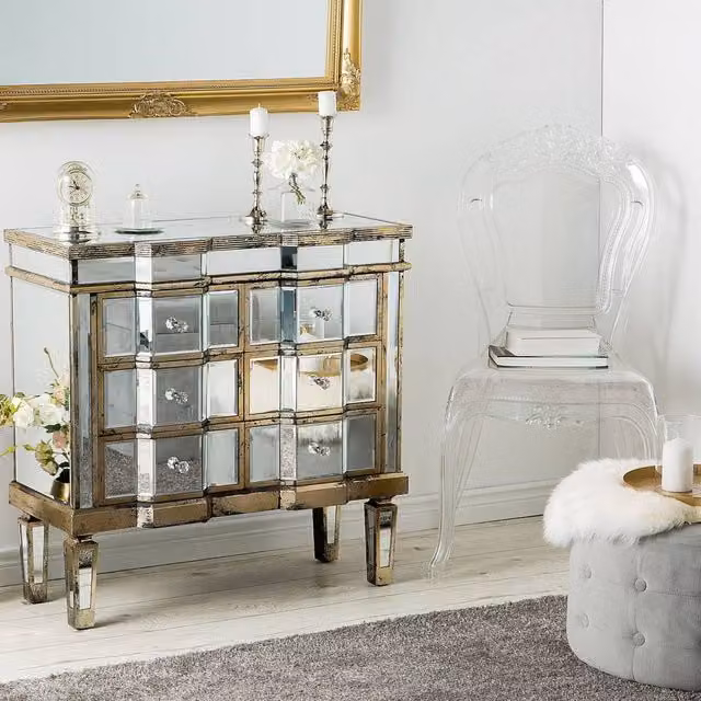 Wyld and Coco Silver Mirrored Sideboard with 6 Drawers and Distressed Gold Trim, W/D/H: 120 x 35 x 81 cm