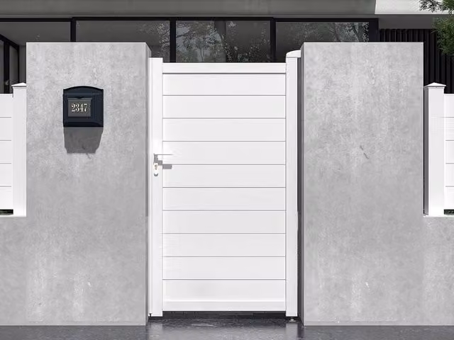 Vente-unique Nazario Solid Aluminium Opaque Swing Pedestrian Gate, White, W: 103 cm, H: 180 cm