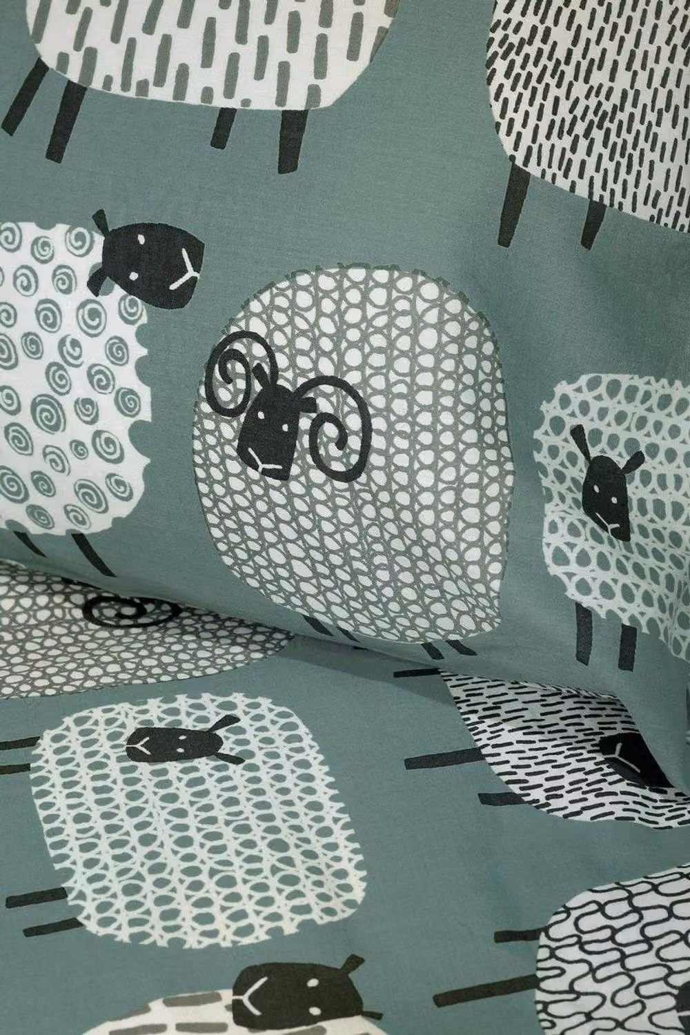 Fusion Dotty Sheep Reversible Duvet Cover Set in Blue, Size: Single (90 x 200 cm) – 3