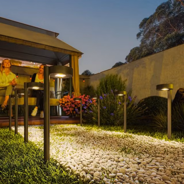 Outsunny Solar LED Garden Stake Pathway Lights in Black