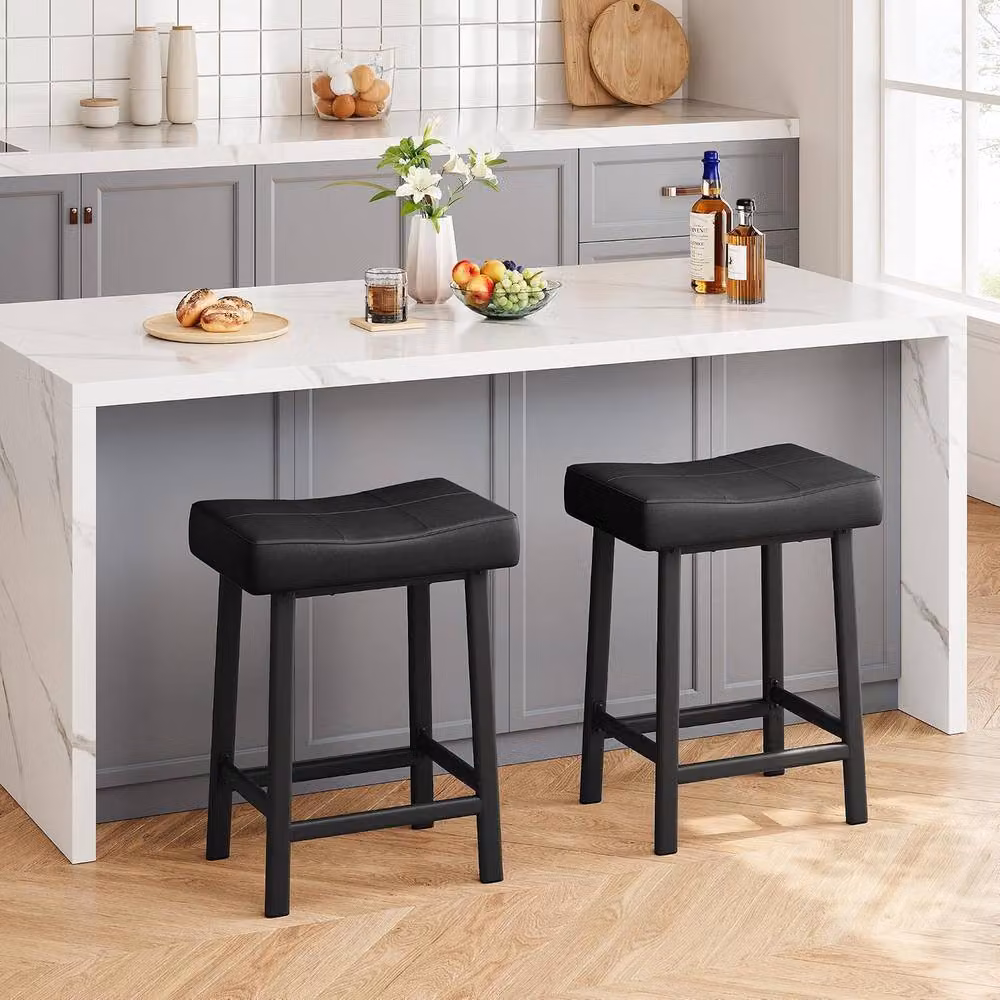 London Boutique Set of 2 Black Padded Synthetic Leather Kitchen Bar Stools with Metal Footrests – 2