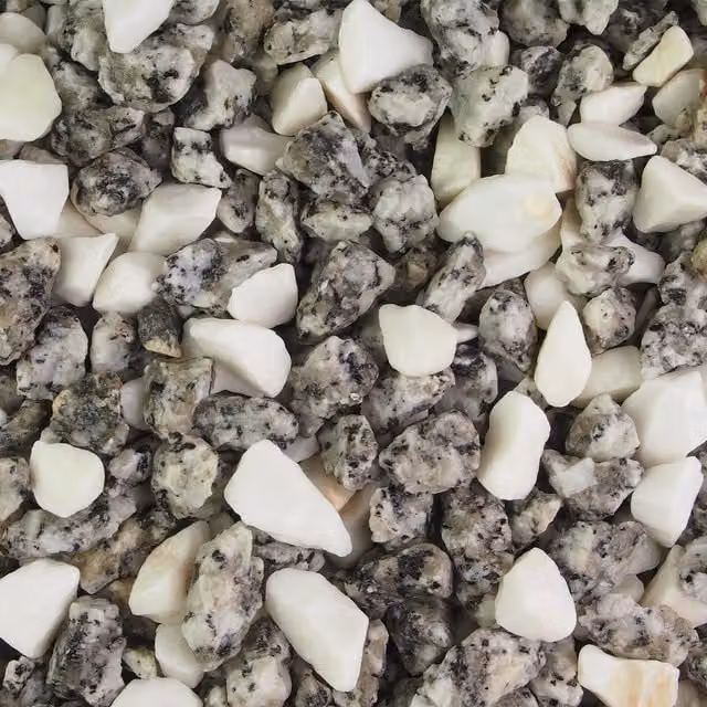 Warma Silver and Grey Decorative Stone Gravel