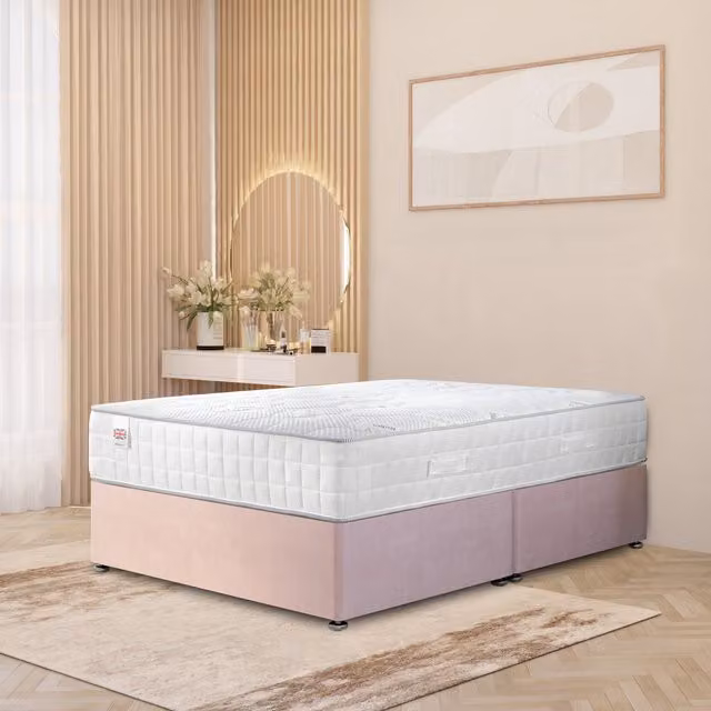 Horizona Pink Plush Velvet Upholstered Divan Bed with Drawers and Hybrid Memory Foam Pocket Spring Mattress W/D/H: 90 x 190 cm