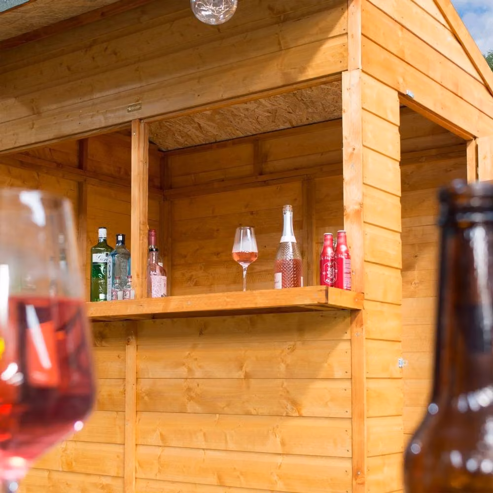 Rowlinsons Garden Bar in Brown Wood, W: 190 cm, D: 184 cm, H: 240 cm – 3