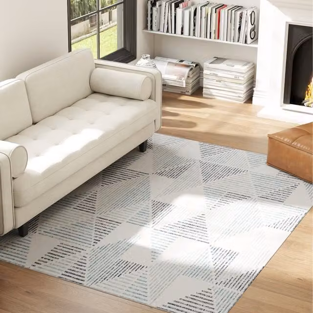 HOMCOM Large Non-Slip Floral Vintage Rectangular Rug in Blue and White, W: 230 cm, D: 160 cm, H: 0.7 cm