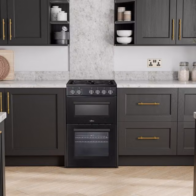 Willow 50cm Wide Black Electric Twin Cavity Freestanding Cooker with Grill and Solid Plate