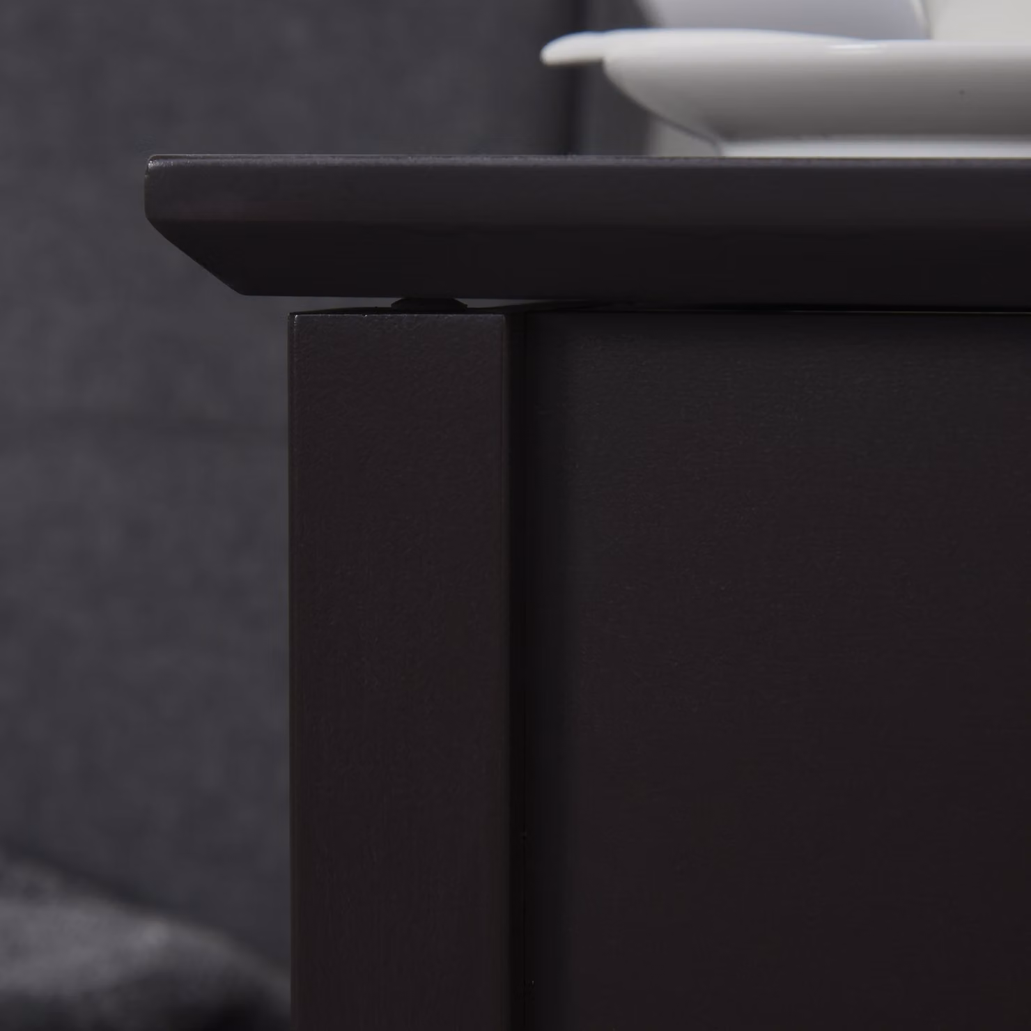 HOMCOM Minimalist Narrow Side Table with Flip Top and Shelf in Dark Coffee Brown – 9