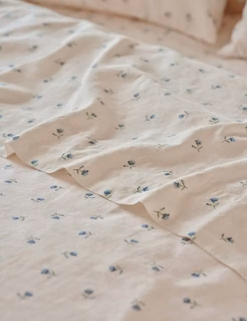 Piglet In Bed Posy Bud Floral Linen Blend Flat Sheet, Light Blue Mix, W: 140 cm, L: 200 cm