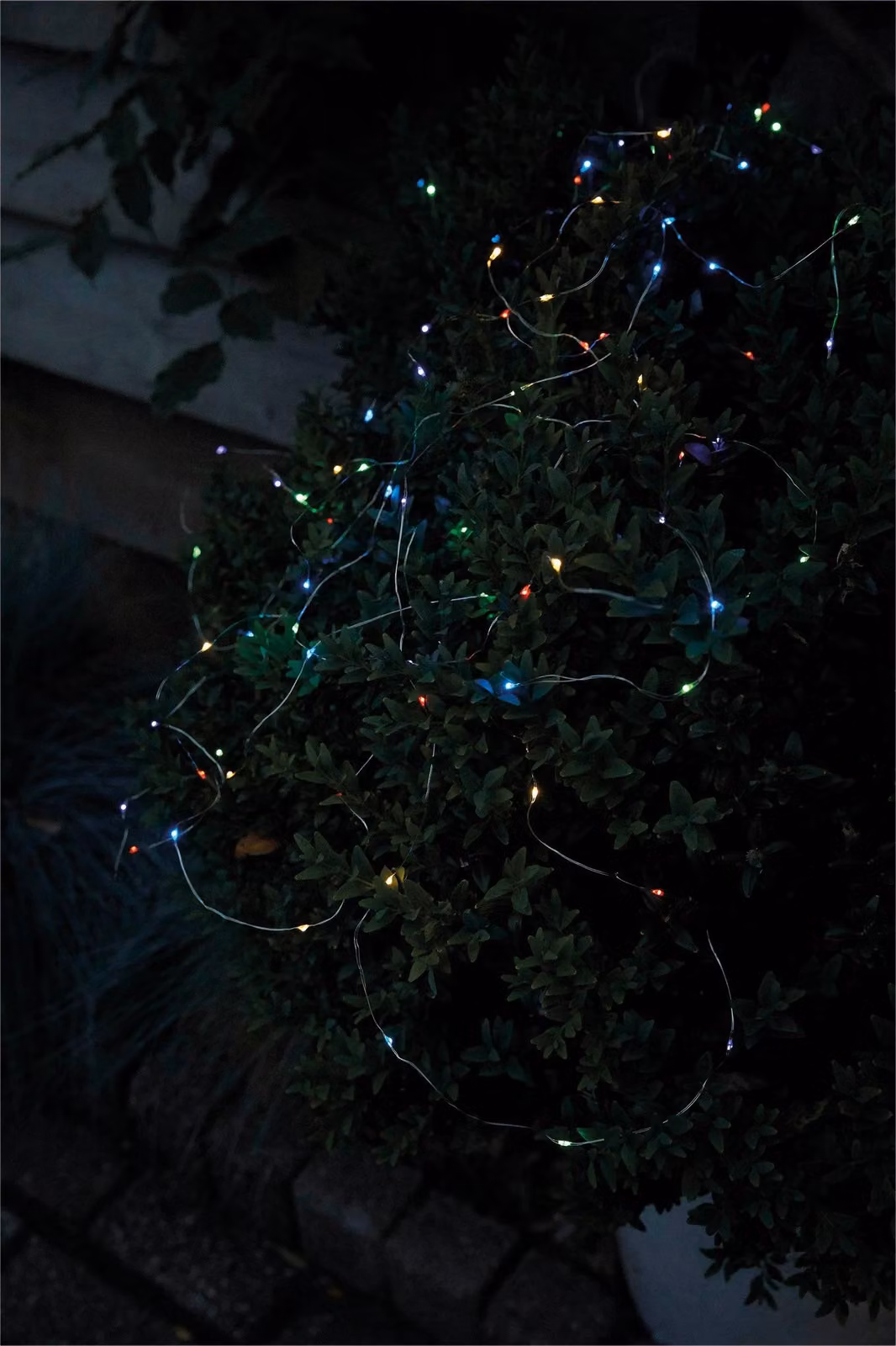Luxform Sevilla Solar 100 LED RGB Multicolour Copper Wire Microlights – 1