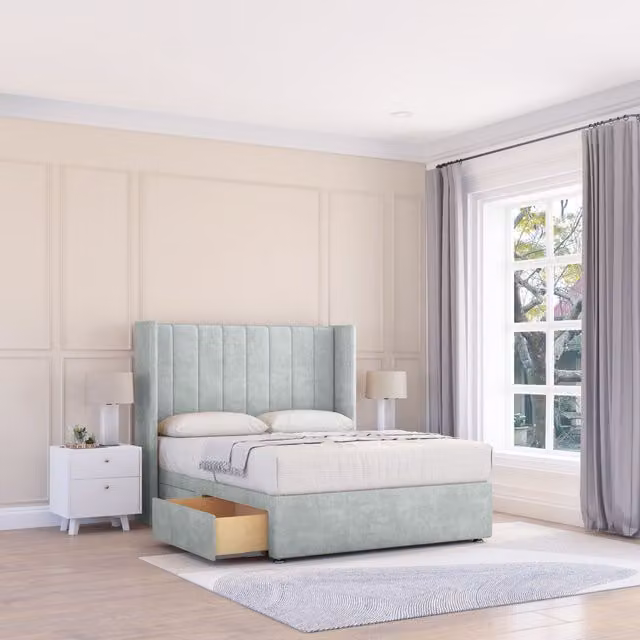 Sloomy Falcon Naples Wingback Bed Set in Silver Velvet with 54 inch Floor Standing Headboard, Super King Size